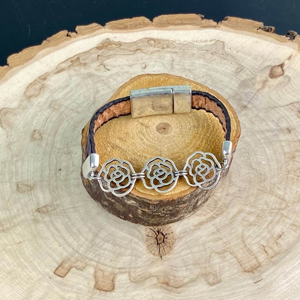 SALE - Silver Three Flower Bracelet